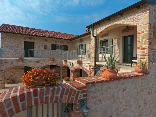 Kadija Castle - Housity