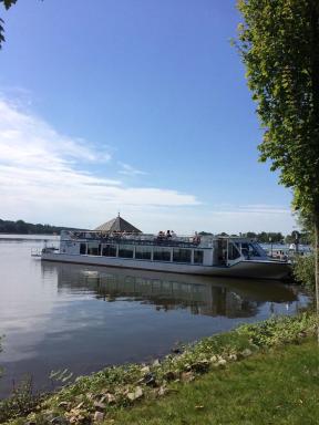 Ferienwohnungen am Ruppiner See und Fontane Therme - Housity
