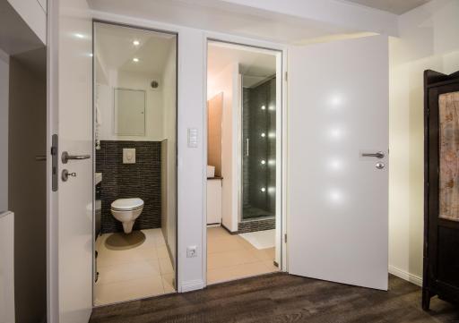 Quiet Courtyard Apartment (KB6) - Housity