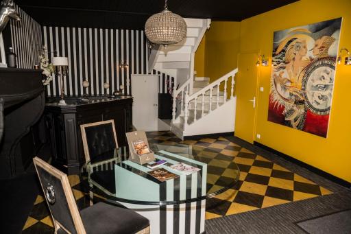 L'Hedoniste - Housity