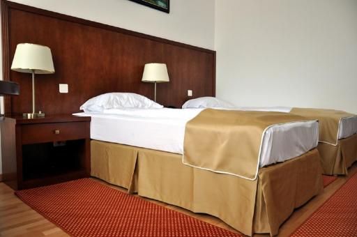 Hotel Miraj - Housity