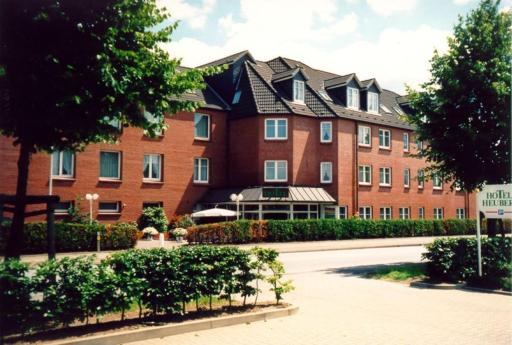 Hotel Heuberg - Housity