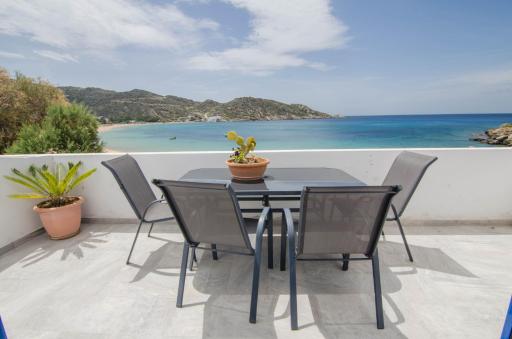 Hotel Delfini - Housity
