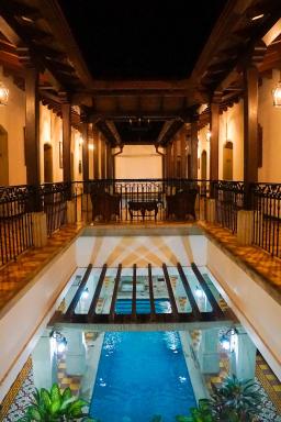 Hotel & Restaurante La Gran Francia - Housity