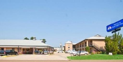 Americas Best Value Inn - Brookhaven - Housity