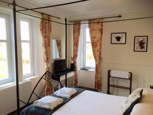 Loch Shiel Hotel - Housity