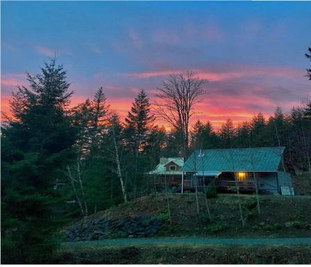 Packwood Ski & Vacation Getaway - Housity