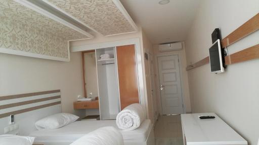 Cihan Hotel - Housity