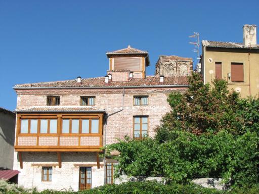 Aparthotel Santa Marina - Housity
