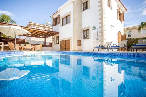 Villa Blue Water - Housity