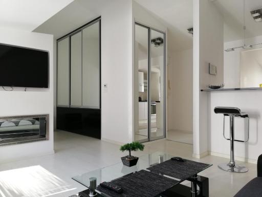 Andrej Andrej - Housity