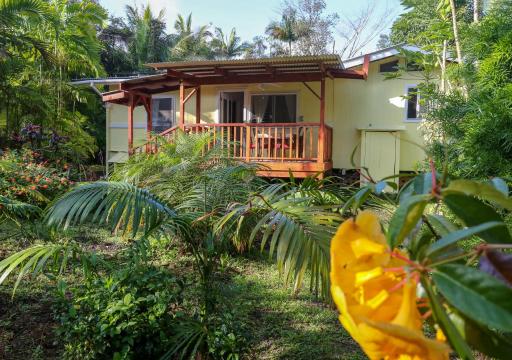Tropical Anuenue Cottage - Housity