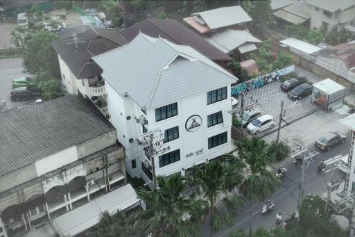 Gusto House - Housity
