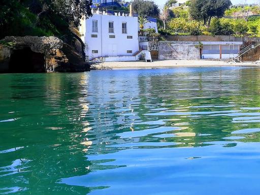 Castello Apartment - Housity