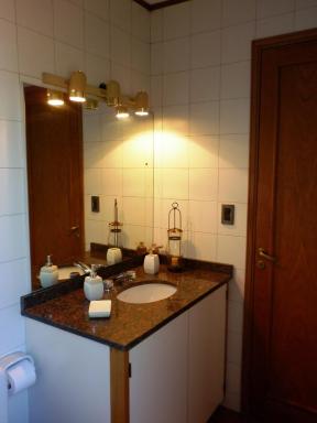 816 B&B - Housity