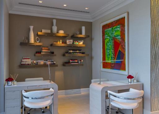 The Post Oak Hotel - Housity