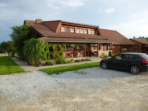 Restaurace Vráž - Housity