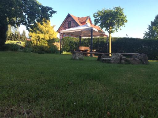 Ferienwohnung am Reinhardswald -Buchenzweig- - Housity