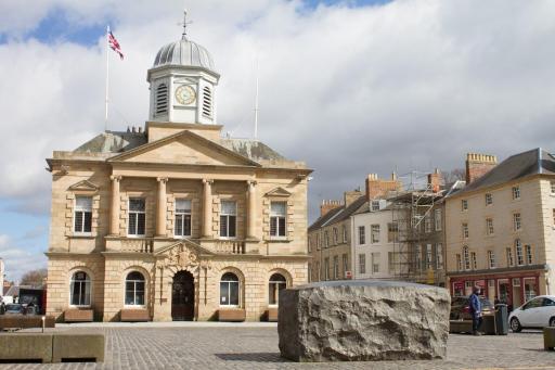 The Square - Housity