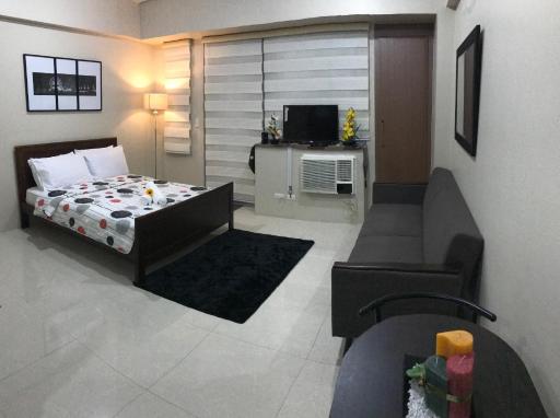 One Palm Tree Apartments - Hizvo