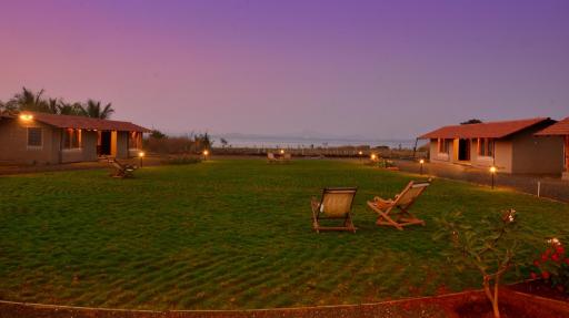 Utopia Farmstay - Housity