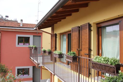 Hayloft - Housity