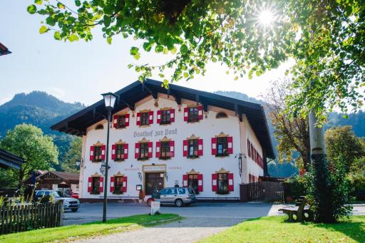 Posthotel Sachrang - Housity
