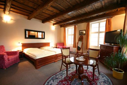 Travel Proud U Tří Bubnů 1357 - Housity