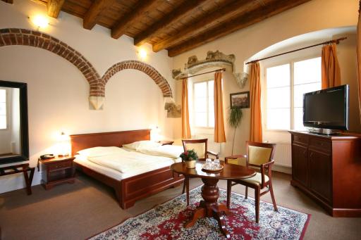 Travel Proud U Tří Bubnů 1357 - Housity