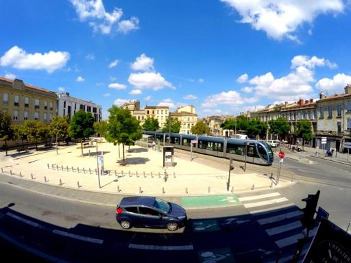 Appartement centre de Bordeaux Clim et tram - Housity