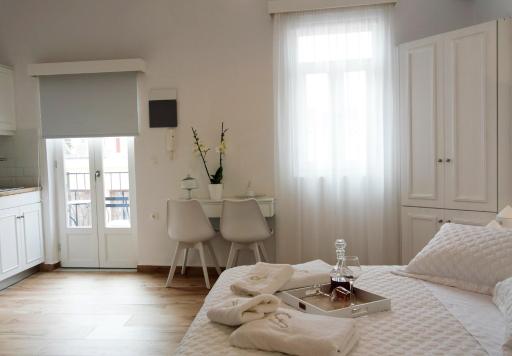 Agapi Suites - Housity