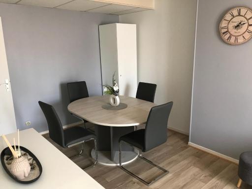 Appart Meublé Bourgoin - Housity