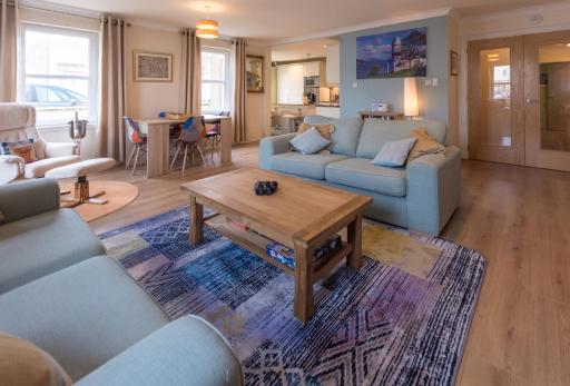 Marina View Apartment - Housity