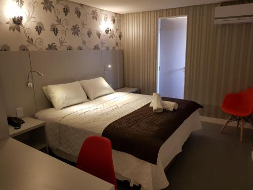 Life Hotel - Housity