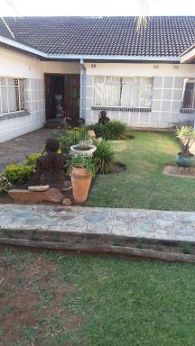 Tshulu Tsha Nabe B&B - Housity