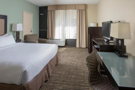 Holiday Inn Resort Galveston - On The Beach, an IHG Hotel - Housity