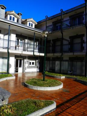 Hotel Sindika - Housity