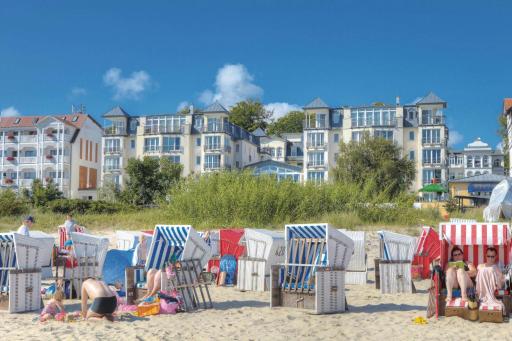 SEETELHOTEL Ostseeresidenz Bansin mit Pool und unmittelbarer Strandnähe - Housity