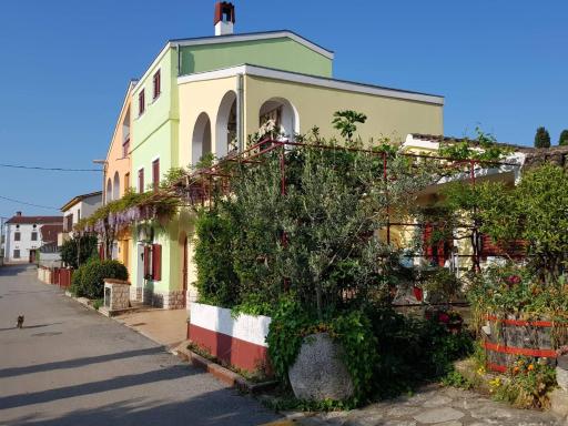 Apartments Judit - Housity
