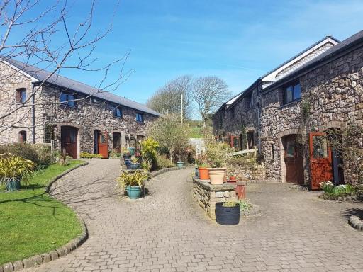 King's Head Inn - Housity