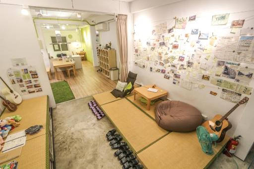 T-Life Hostel - Housity