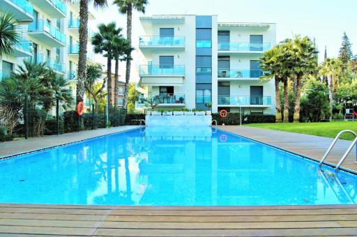 Apartamento Ainara Garden Family - Housity