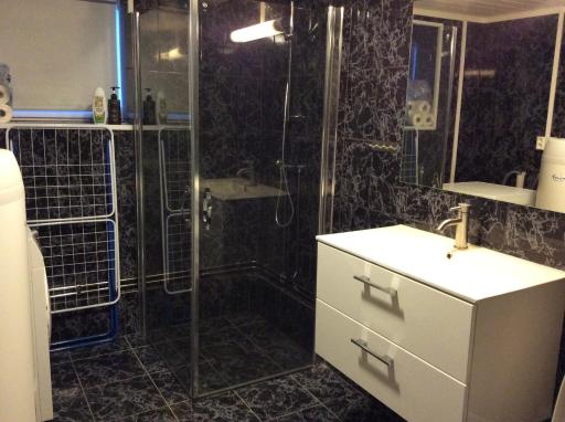 Barents Hotell - Housity
