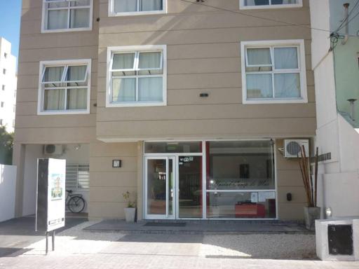 Hostal Camp de Mar - Housity