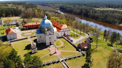 Liškiavos vienuolyno ansamblis - Housity