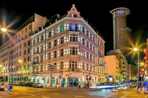 Grand Hotel Downtown - Frankfurt Central Station - Boutique Design Hotel - Housity