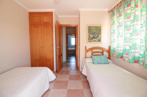 OLIVA HOLIDAYS 3 - Housity