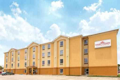 Hawthorn Extended Stay by Wyndham Corpus Christi Padre Isle - Housity