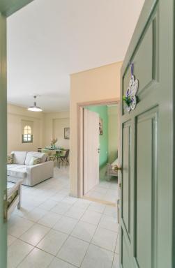 Kallas Apartments - Housity