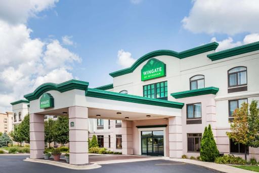 Wingate by Wyndham - Housity
